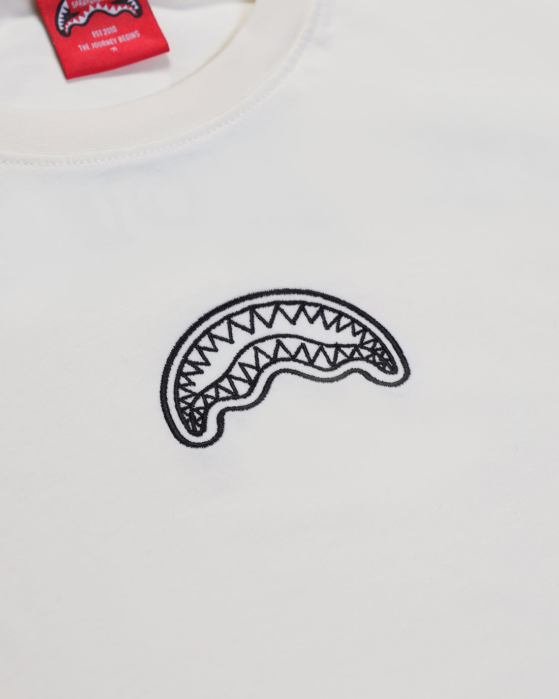 GOTH SHARK REGULAR T-SHIRT