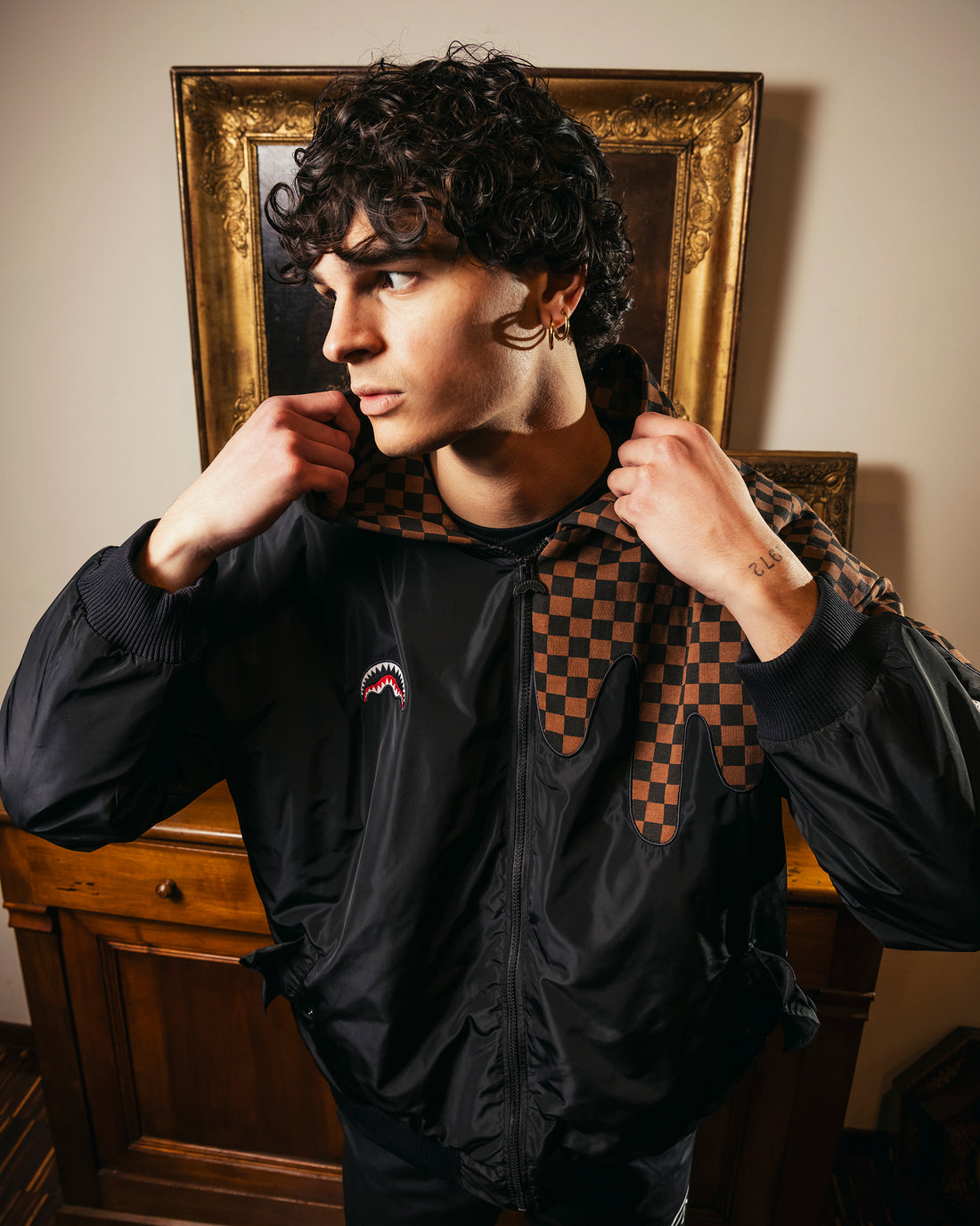 STOLEN MONEY CHECKERED JKT