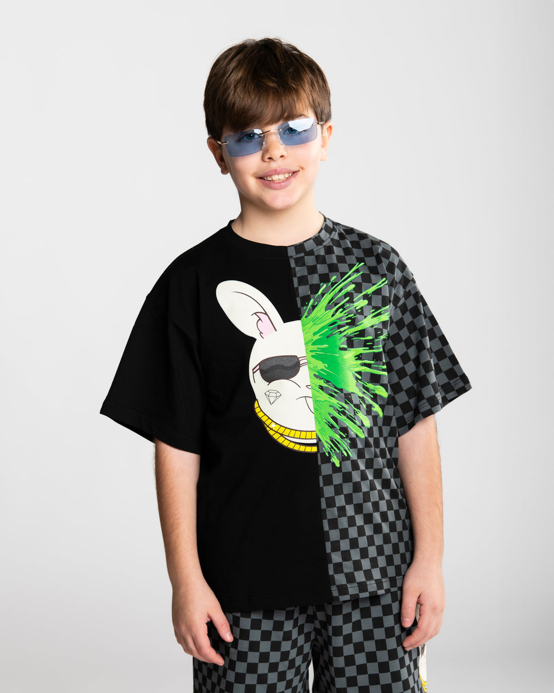 SPLATTER BUNNY SPLIT OVER T-SHIRT