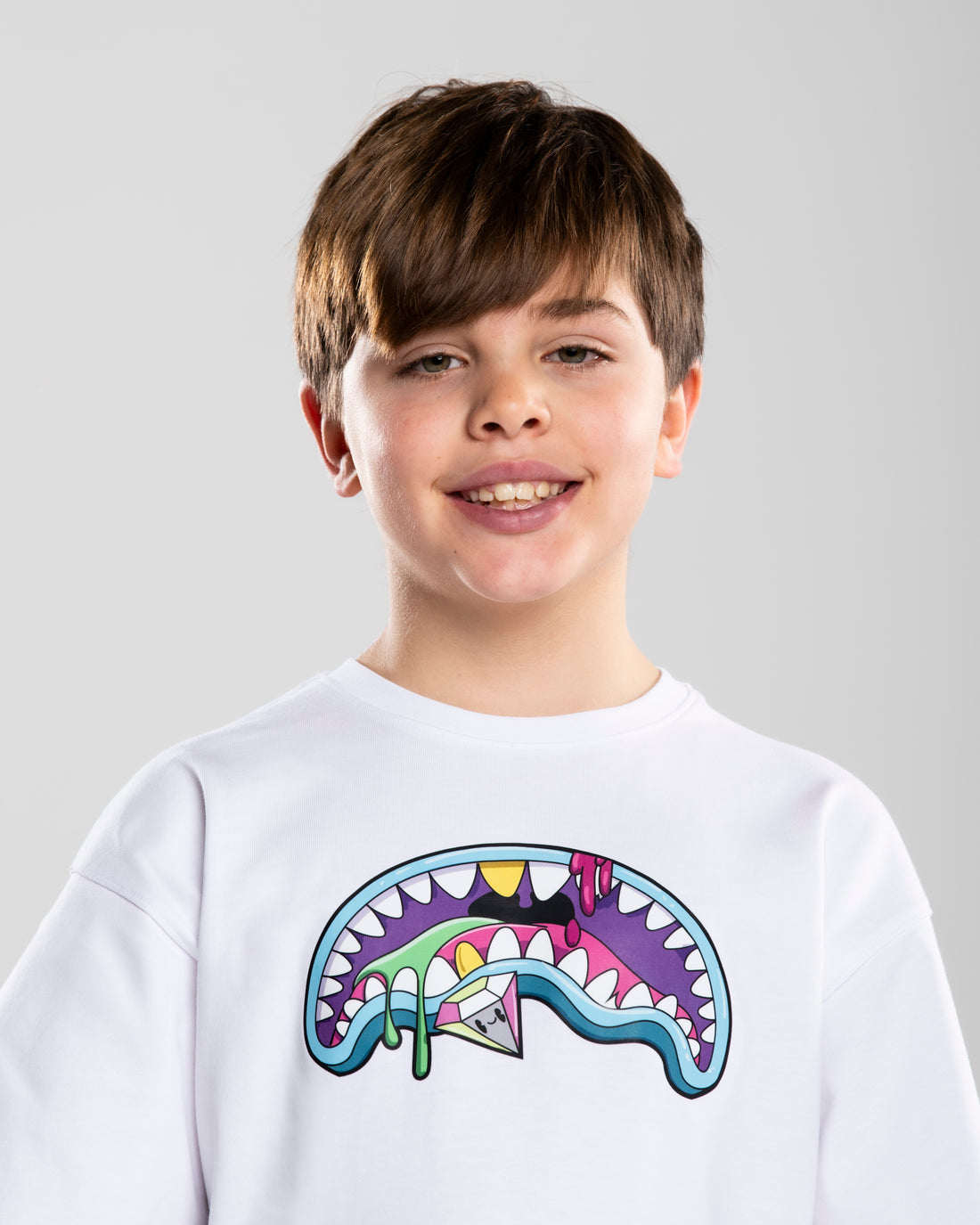 JELLY WORLD FIXES OVER T-SHIRT