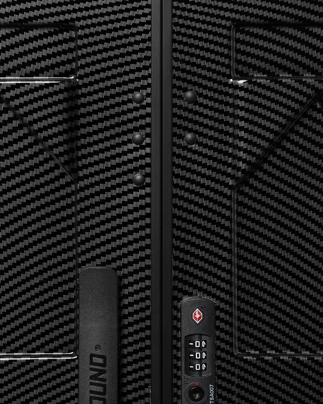 CARBON FIBER FULL SIZE LUGGAGE