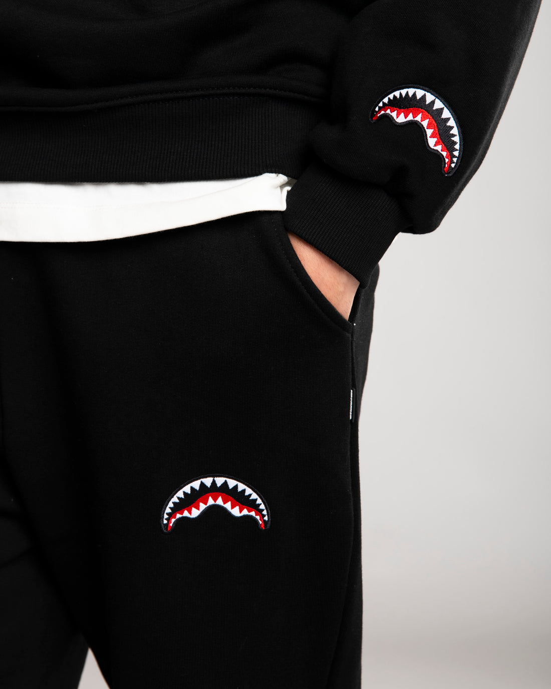 SPRAYGROUND LABEL CREWNECK