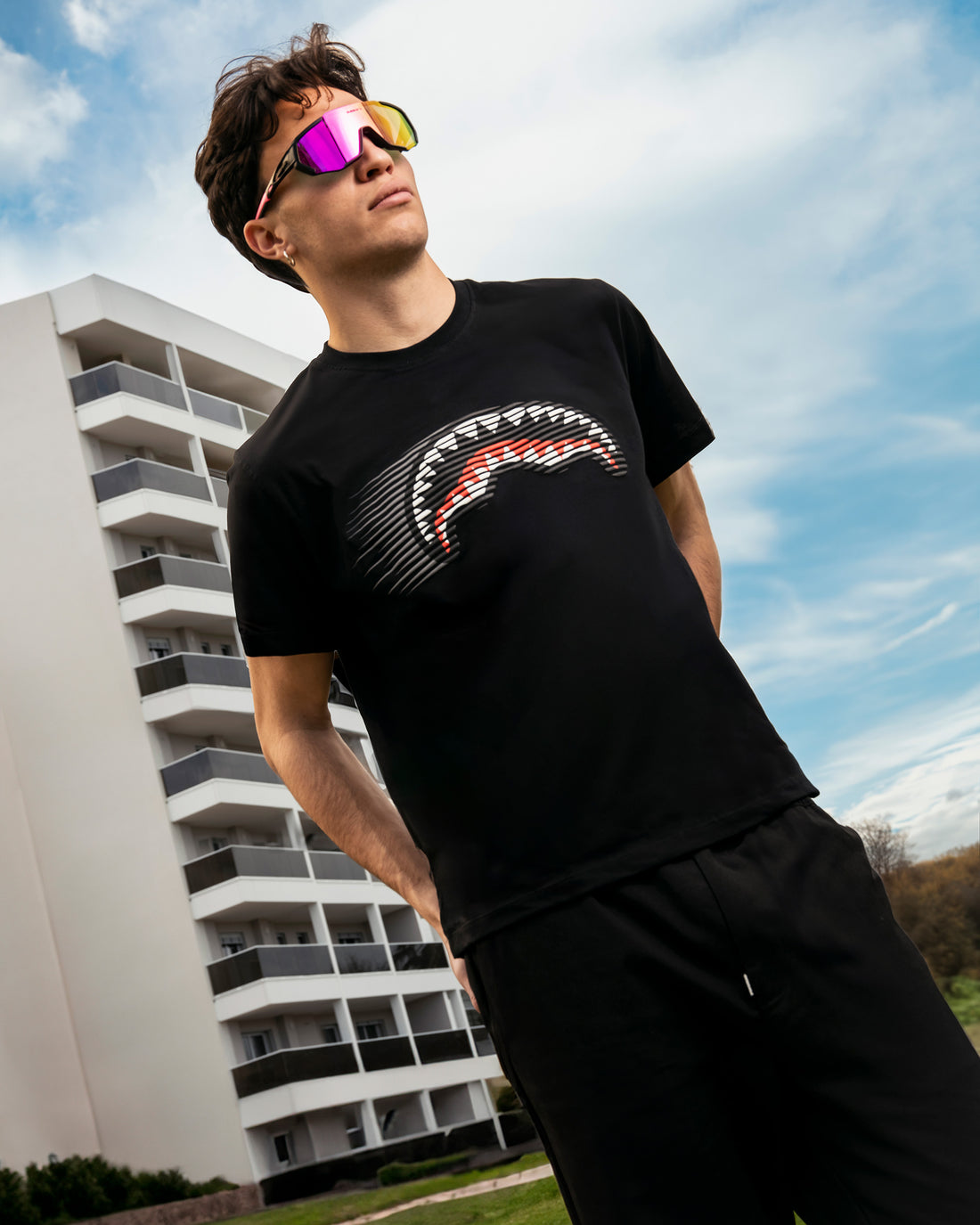 FASTEST SHARK REGULAR T-SHIRT