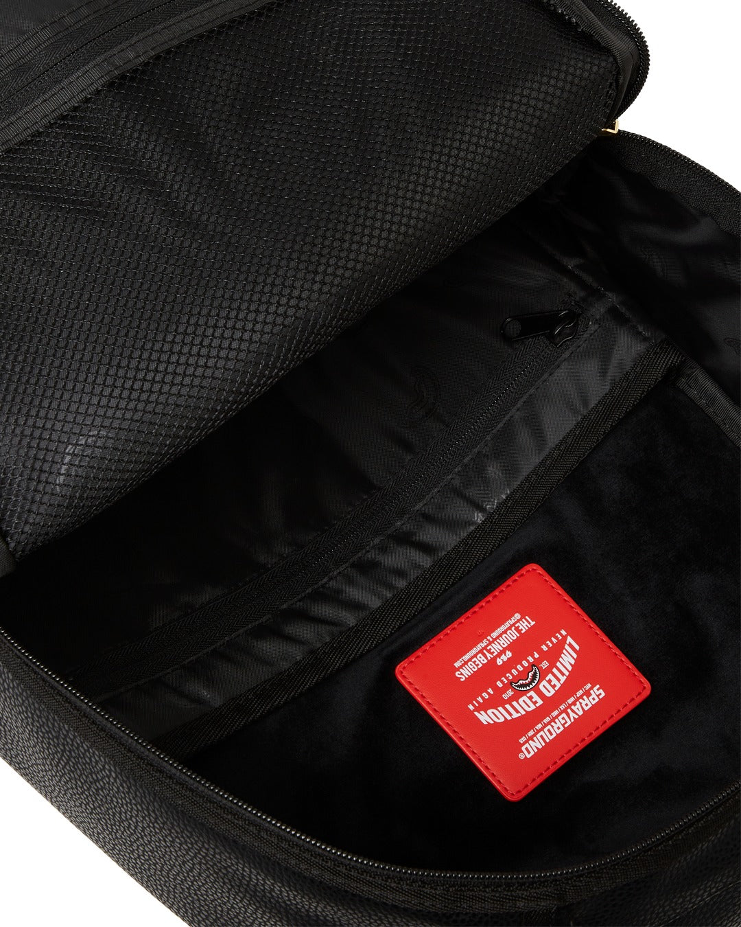 SHARK CENTRAL GOLD DLXSV BACKPACK