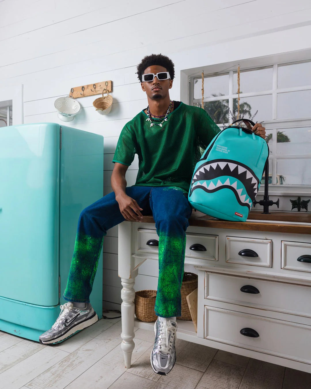 SHARK CENTRAL AQUA DLXSV BACKPACK