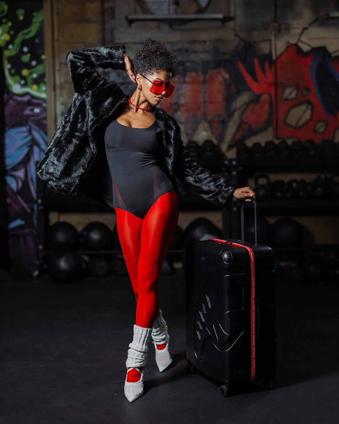 PRINTED ZIPPER SHARK FULL-SIZE LUGGAGE