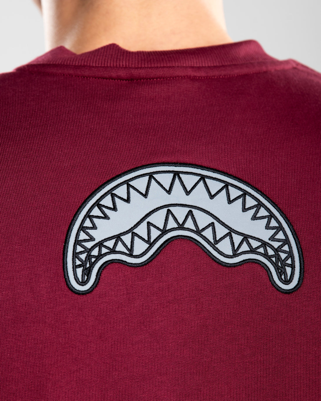 LIGHTNING SHARK CREWNECK