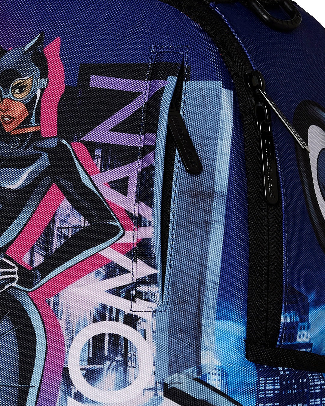 CAT WOMAN IN THE CITY DLXR BACKPACK