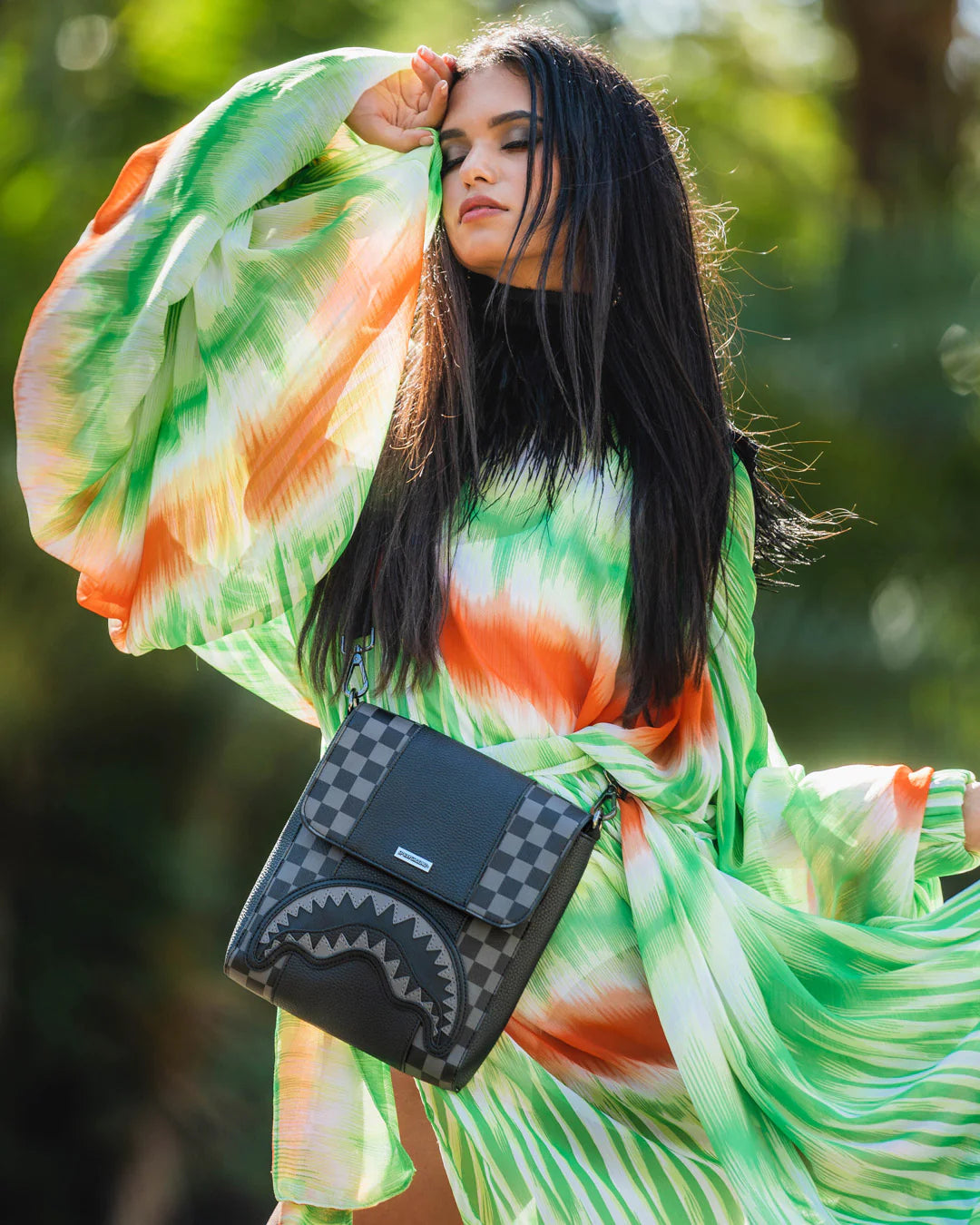 Henny Phantom Messenger Bag