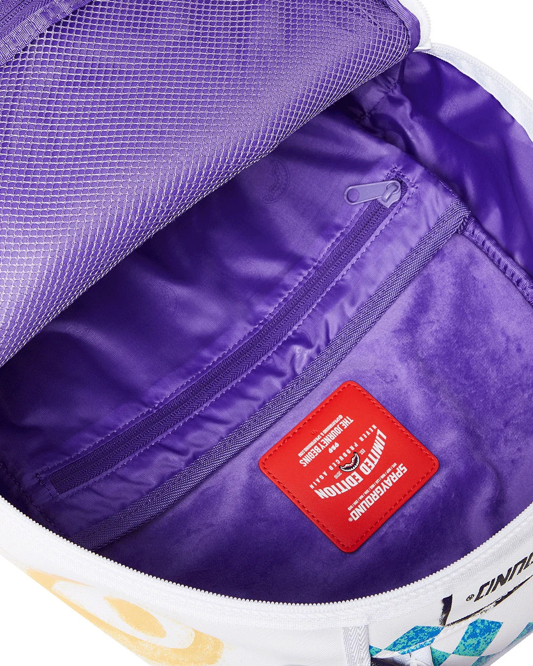 SHARK CENTRAL STENCILS WHITE DLXSV BACKPACK