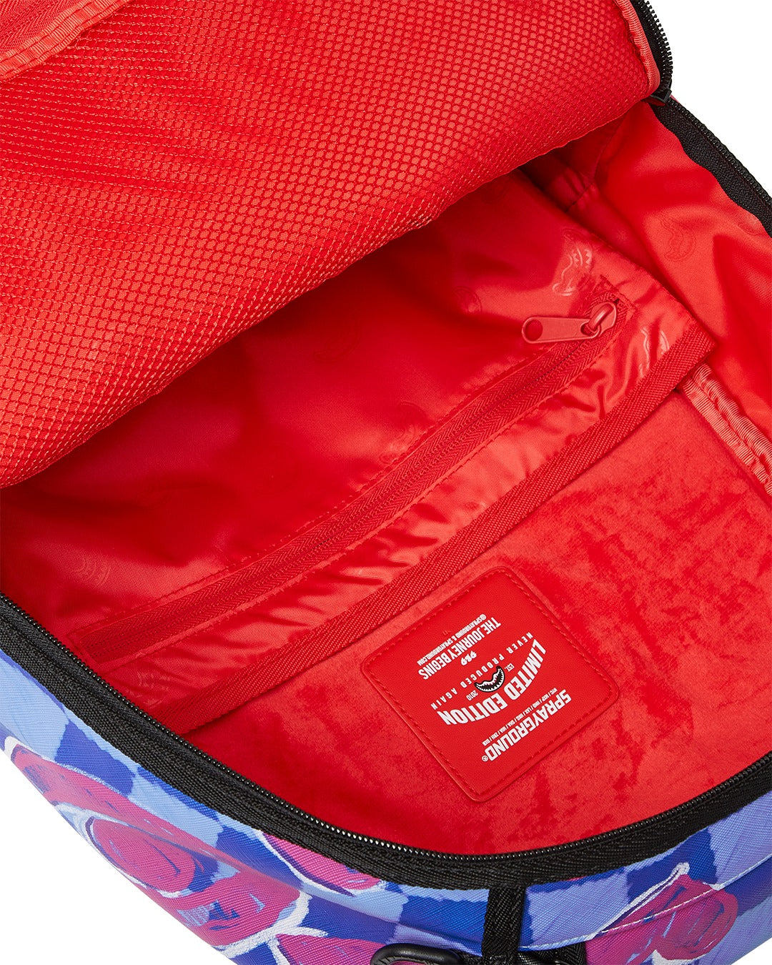 SUSIE CRAYON SHARK DLXSV BACKPACK