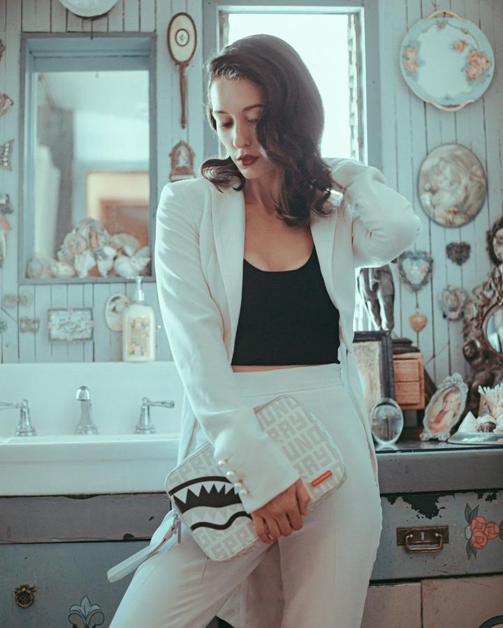 Split Mean And Clean Toiletry Bag  910b4067nsz