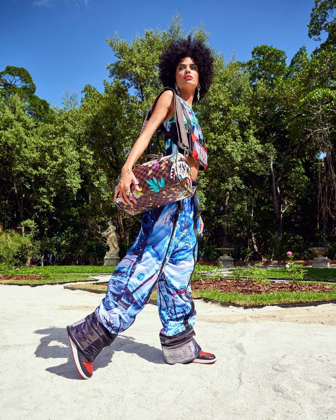 Sprayground Bag GARDEN OF SHARKS MINI DUFFLE Brown